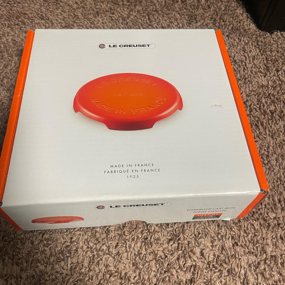 Le Creuset Chiffon Pink Trivet NIB - Picture 7 of 8